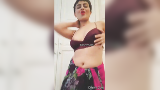 Indian mom in carnival sari moves body and slowly strips down on cam | XXX Video on AllSex.XXX