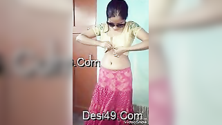 Small-tittied Indian webcam slut with sunglasses deletes top and skirt | XXX Video on AllSex.XXX