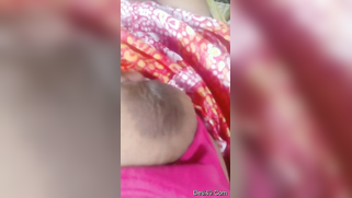 Desi mom with spread legs flashes nipples and voluptuous body close-up | XXX Video on AllSex.XXX