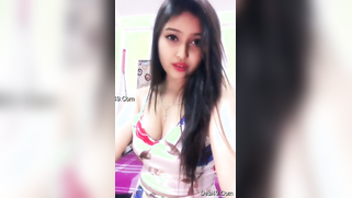 Indian babe advertises slender body luring new clients to subscribe | XXX Video on AllSex.XXX