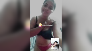 Indian woman is happy to flaunt natural tits in front of online men | XXX Video on AllSex.XXX
