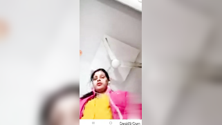 Mom makes online lover appreciate the way she masturbates in XXX video | XXX Video on AllSex.XXX