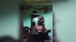 Desi mom takes sari off and does the same with rest of clothing items | XXX Video on AllSex.XXX