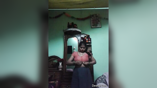 Desi mom takes sari off and does the same with rest of clothing items | XXX Video on AllSex.XXX