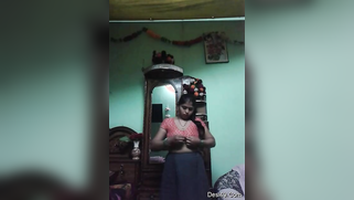 Desi mom takes sari off and does the same with rest of clothing items | XXX Video on AllSex.XXX