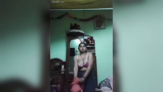 Desi mom takes sari off and does the same with rest of clothing items | XXX Video on AllSex.XXX