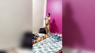 Ensnaring Desi mom bares saggy breasts and fatty ass in the bedroom | XXX Video on AllSex.XXX