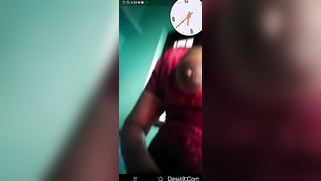 Sexually attractive aunty unmasks big brown nipples in XXX video | XXX Video on AllSex.XXX