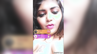 Libidinous Indian aunty manifests beauty talking to XXX fans topless | XXX Video on AllSex.XXX