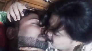 Suggestive Indian slut unveils feelings and kisses fat boy in bed | XXX Video on AllSex.XXX