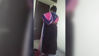 Man behind camera films sex video of Desi mom who puts the sari on | XXX Video on AllSex.XXX