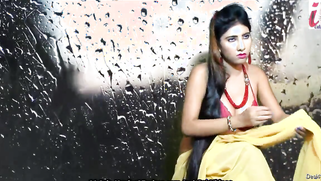 Indian girl with detached face poses with yellow sari and opens boobs | XXX Video on AllSex.XXX