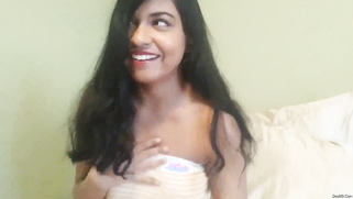 Cute girl from India demonstrates naked body in homemade sex video | XXX Video on AllSex.XXX