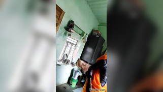 Spying on classy aunty leads guy to making it with XXX-butted Indian