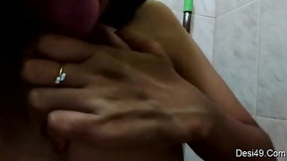 Desi squeezes flabby boobs and puts hand down there in sex video | XXX Video on AllSex.XXX