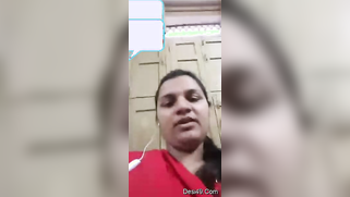 Indian culminates XXX video with flaunting her naked touchable boob