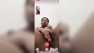 Spontaneous striptease and masturbation by Desi mom ends with orgasm | XXX Video on AllSex.XXX