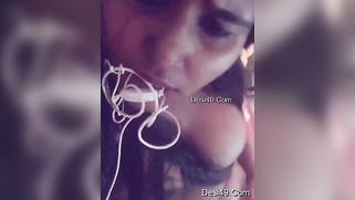 Solo XXX show Desi minx who boasts about body and masturbates with toy | XXX Video on AllSex.XXX