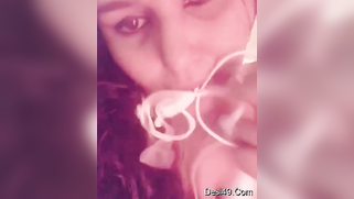 Solo XXX show Desi minx who boasts about body and masturbates with toy | XXX Video on AllSex.XXX