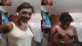 Video of Indian mom who tries to make online friend cum with boobs | XXX Video on AllSex.XXX