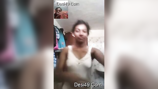 Video of Indian mom who tries to make online friend cum with boobs | XXX Video on AllSex.XXX