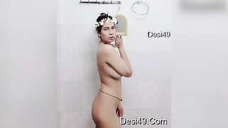 Desi aunty with virtual flower crown gets naked by wall in XXX show | XXX Video on AllSex.XXX