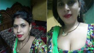 Indian babe has a solo XXX affair washing naked body in the bathroom | XXX Video on AllSex.XXX