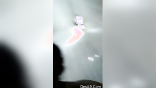 Aunty pisses and scores her own muff with XXX toy before showering | XXX Video on AllSex.XXX