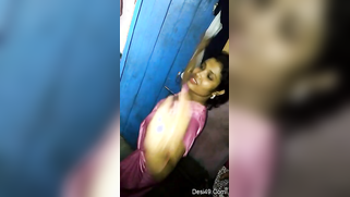 Desi mom with sexy body covered with pink robe dances so ineptly | XXX Video on AllSex.XXX