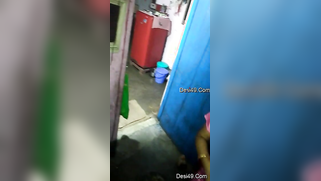 Desi mom with sexy body covered with pink robe dances so ineptly | XXX Video on AllSex.XXX