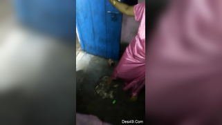 Desi mom with sexy body covered with pink robe dances so ineptly | XXX Video on AllSex.XXX