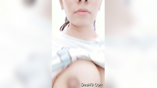 It isn't a problem for Desi XXX model to reveal wonderful breasts | XXX Video on AllSex.XXX