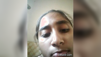 Pretty Indian girl is bold enough to demonstrate her XXX treasures | XXX Video on AllSex.XXX