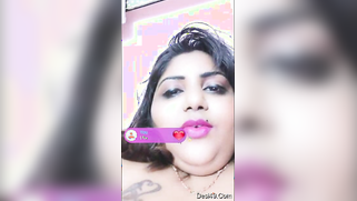 Vibrator is supposed to give XXX Desi model pleasure she deserves | XXX Video on AllSex.XXX