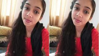 Excited Indian girl uses fingers to give hairy XXX trench pleasure