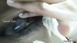 Excited Indian girl uses fingers to give hairy XXX trench pleasure | XXX Video on AllSex.XXX