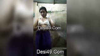 Desi housewife finally finds the courage to expose XXX parts | XXX Video on AllSex.XXX