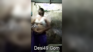 Desi housewife finally finds the courage to expose XXX parts | XXX Video on AllSex.XXX