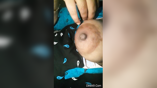 Indian mom is proud of big XXX melons that she touches with pleasure | XXX Video on AllSex.XXX