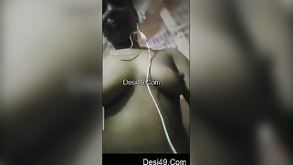 Married Desi woman surprises XXX buddy revealing natural titties | XXX Video on AllSex.XXX