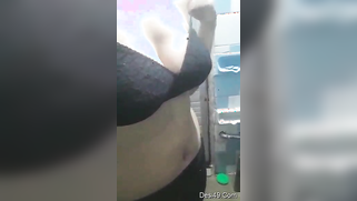 Amateur Indian woman thinks guys will be glad to watch XXX video | XXX Video on AllSex.XXX