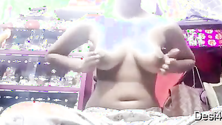 Mischievous Desi shows and hides XXX melons in the solo video | XXX Video on AllSex.XXX