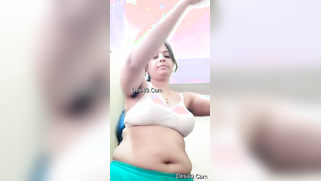 Desi cheater makes XXX buddy happy exposing big boobs on camera | XXX Video on AllSex.XXX