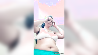 Desi cheater makes XXX buddy happy exposing big boobs on camera | XXX Video on AllSex.XXX