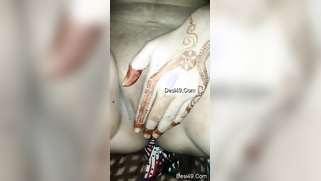 Indian aunty with tattooed hand touches XXX hollow called a vagina | XXX Video on AllSex.XXX