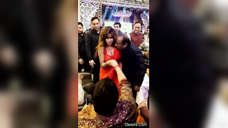 Seductive Indian woman in red arouses males' XXX desire to fuck her | XXX Video on AllSex.XXX