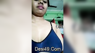 Desi woman's big natural boobs can easily be called XXX wonder | XXX Video on AllSex.XXX
