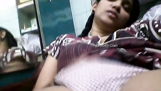 Cameraguy films XXX video of the Indian girlfriend masturbating | XXX Video on AllSex.XXX