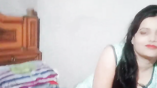 Pleasant Desi woman and the husband are going to act in XXX video | XXX Video on AllSex.XXX