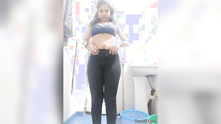 Married Indian woman sends her lover the amateur XXX video | XXX Video on AllSex.XXX